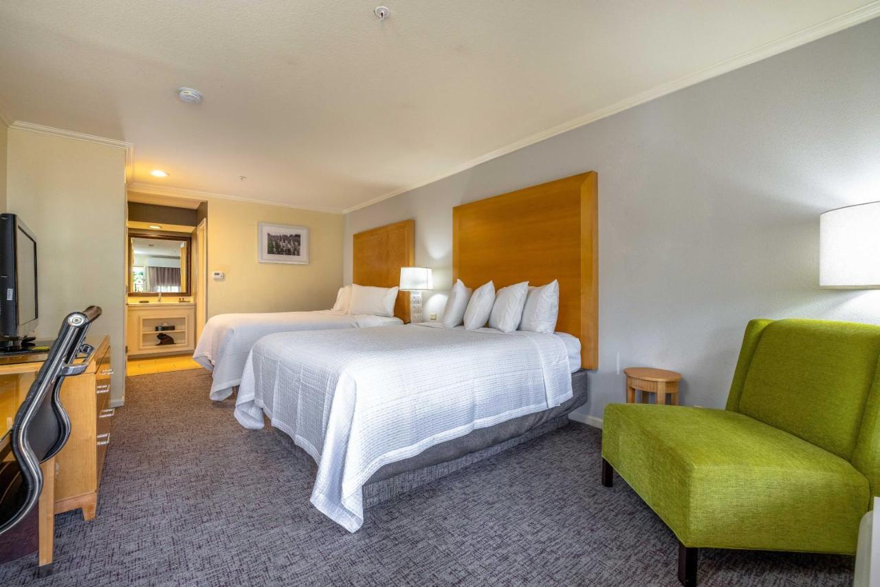 Best Western Plus Dixon Davis Exterior photo