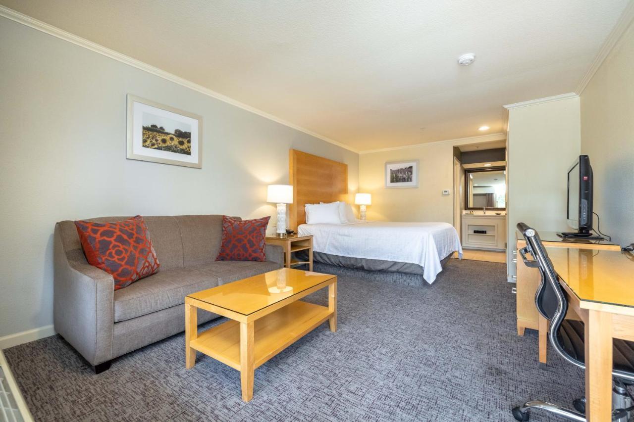 Best Western Plus Dixon Davis Exterior photo