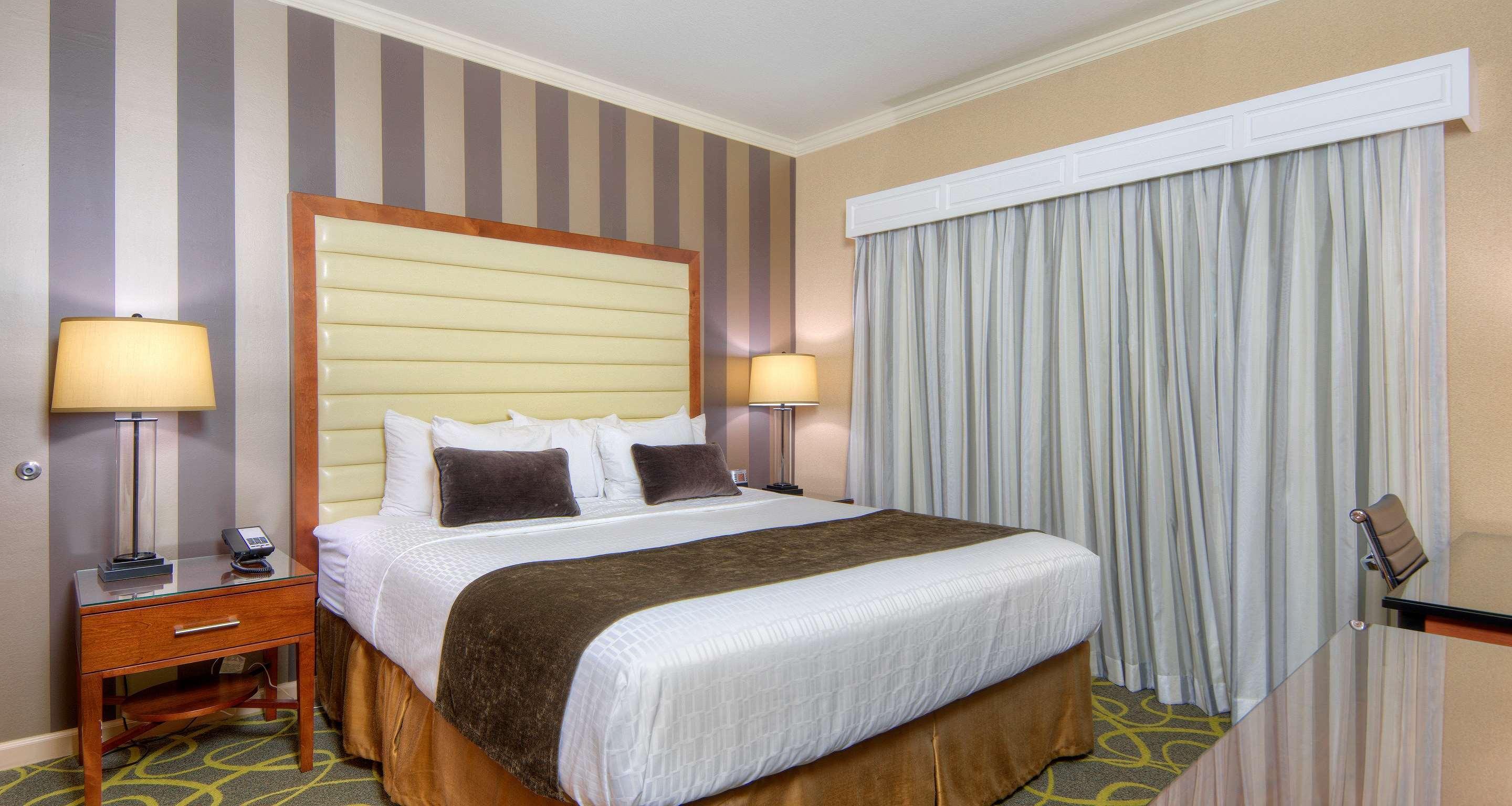 Best Western Plus Dixon Davis Exterior photo
