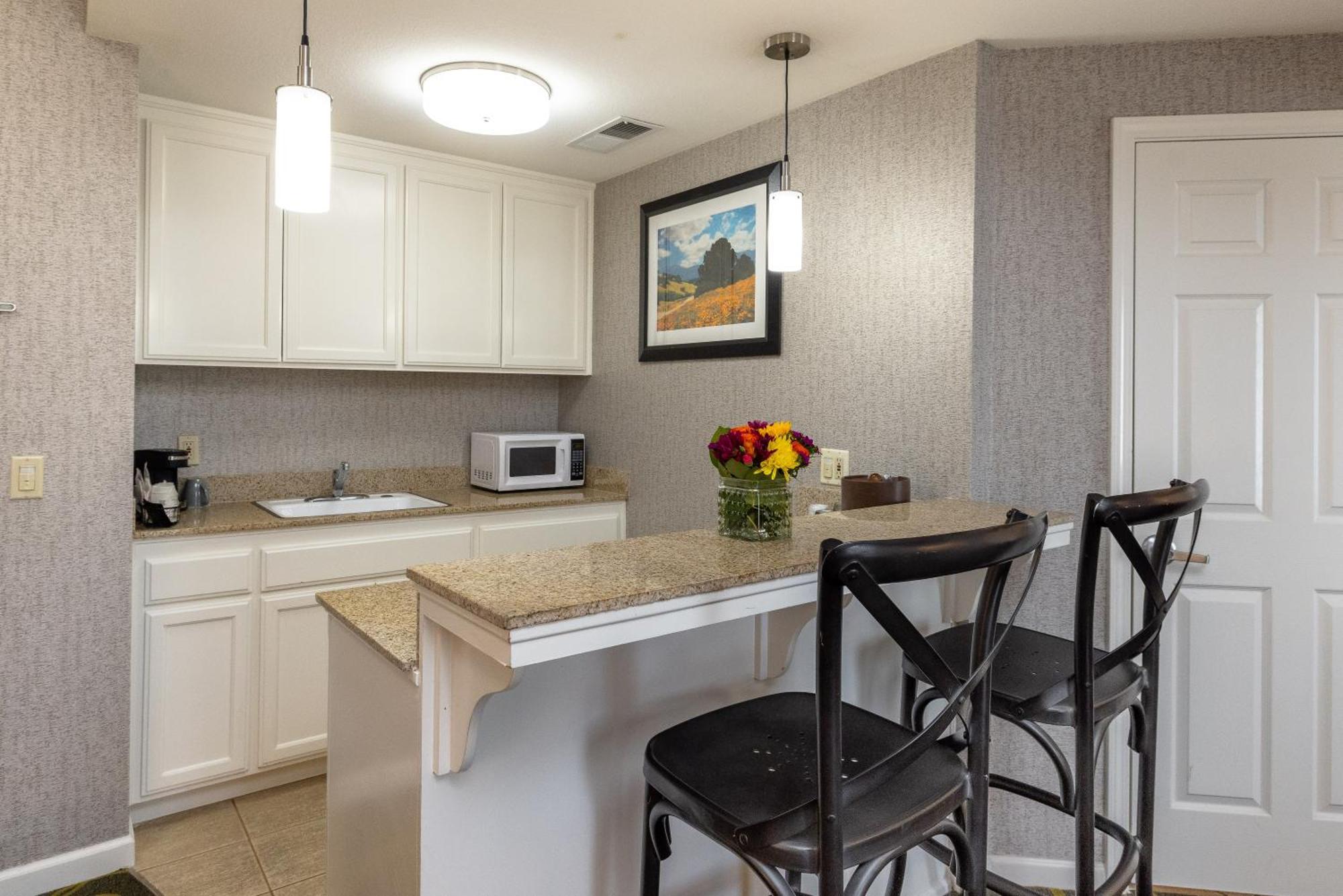Best Western Plus Dixon Davis Exterior photo